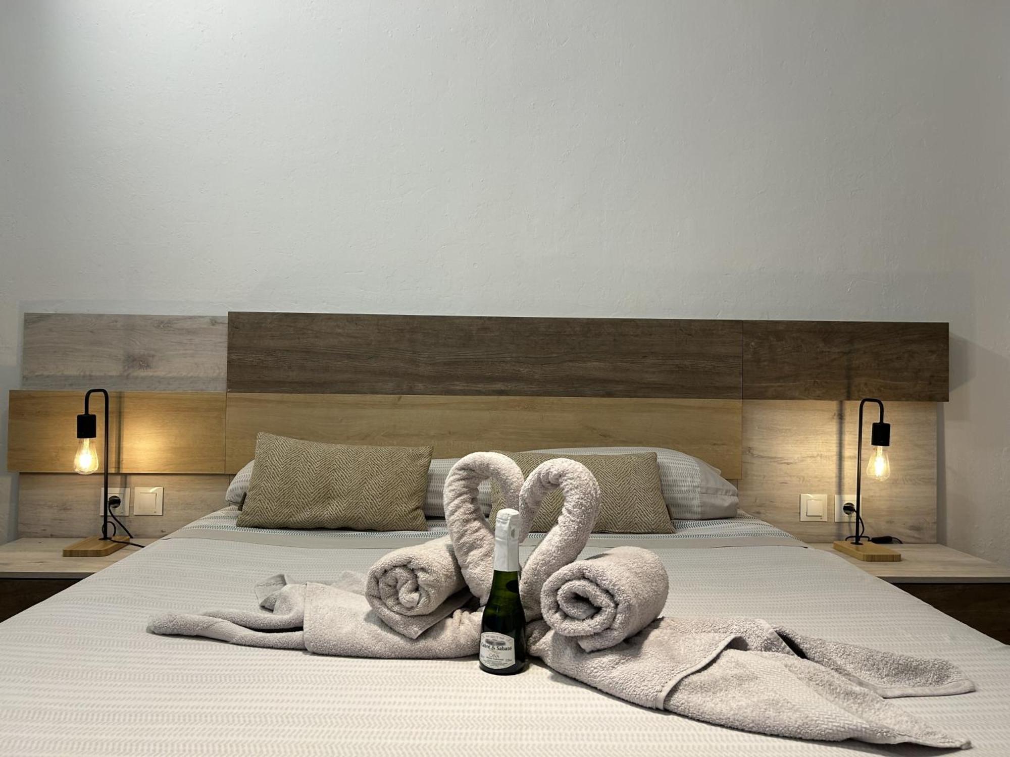 Lujo A Tu Alcance Con Spa Y Garaje Pleno Centro Уэльва Экстерьер фото