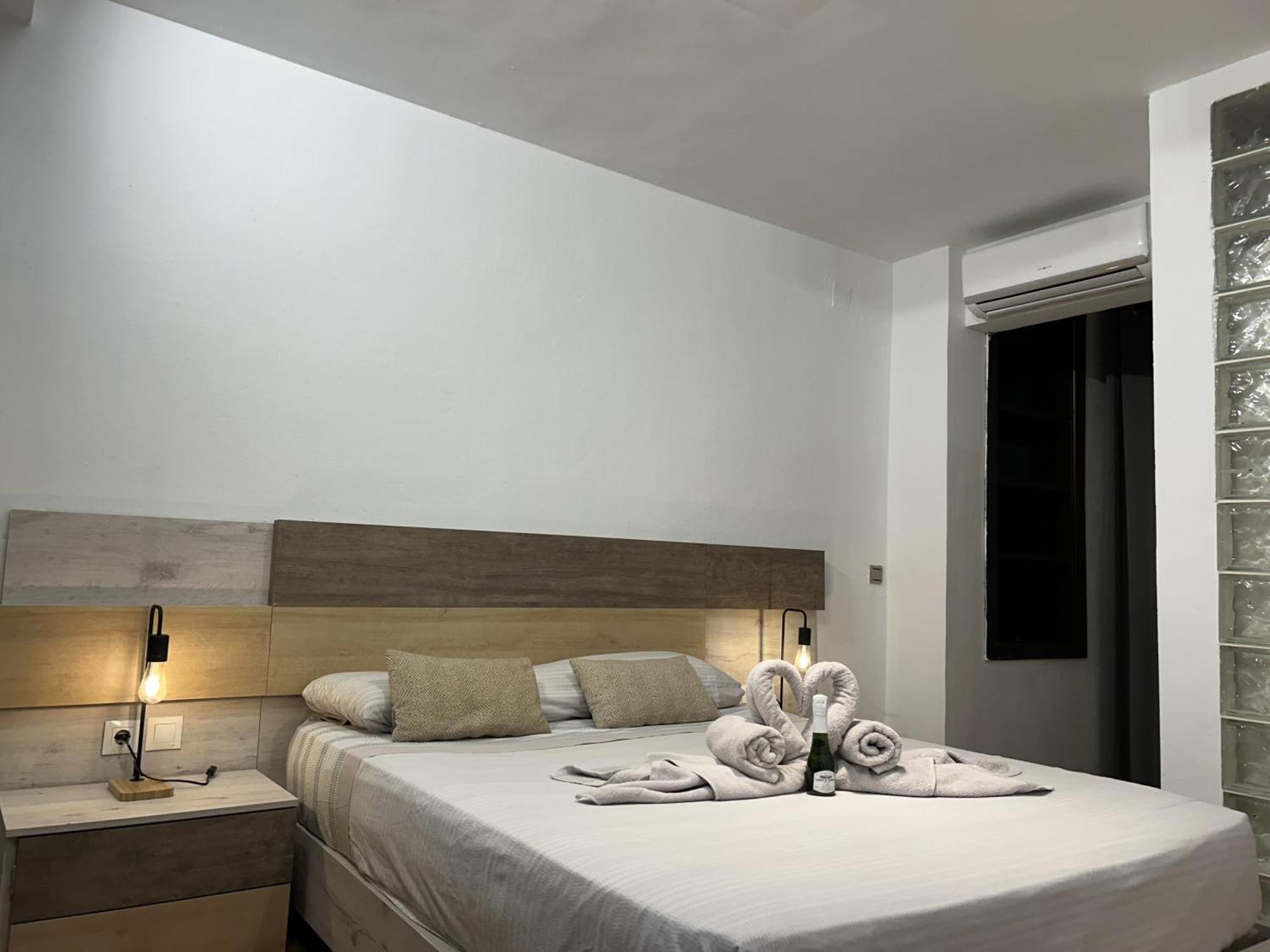 Lujo A Tu Alcance Con Spa Y Garaje Pleno Centro Уэльва Экстерьер фото