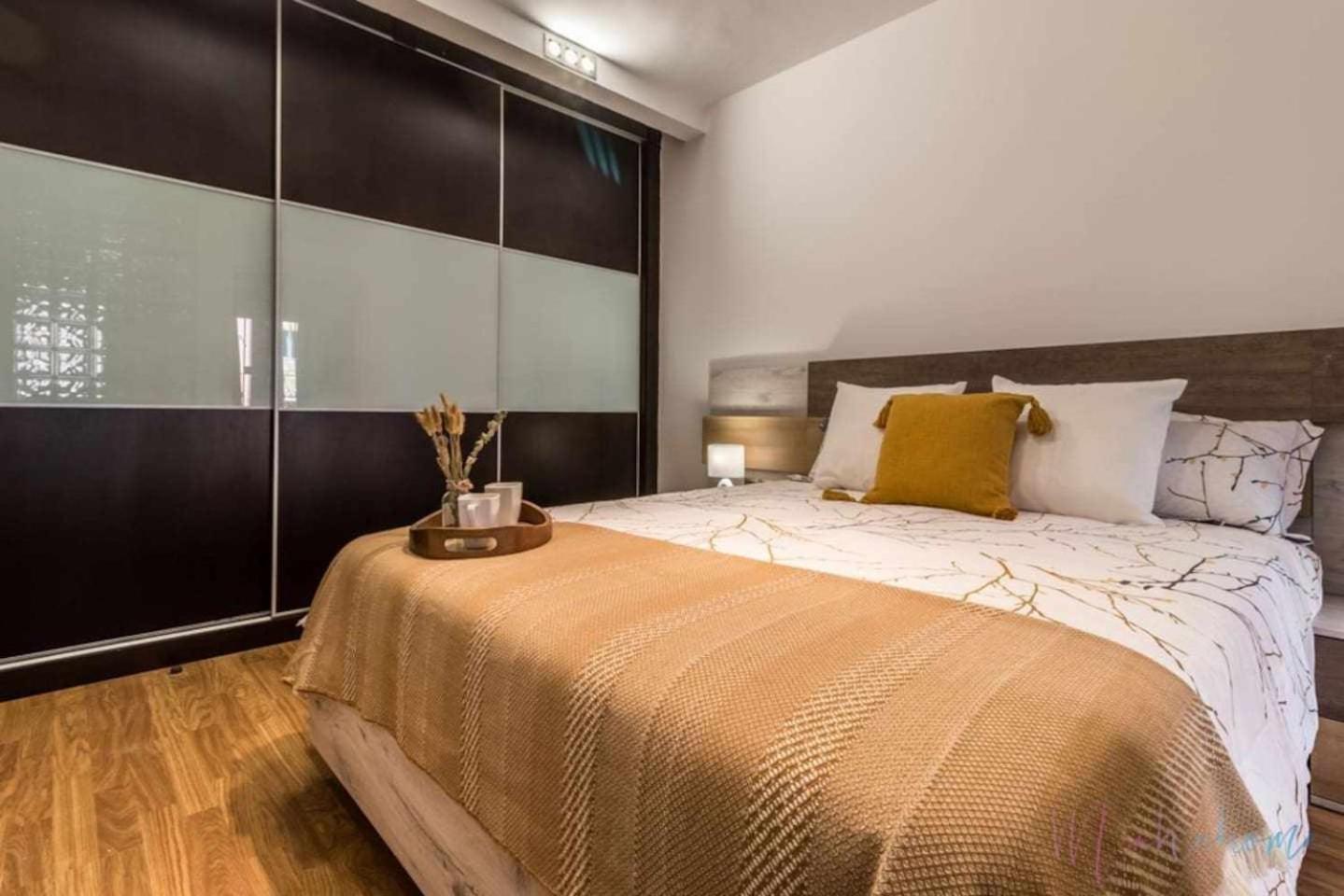Lujo A Tu Alcance Con Spa Y Garaje Pleno Centro Уэльва Экстерьер фото